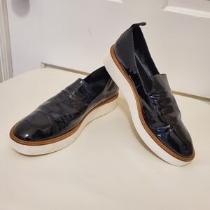 VINCE SANDERS BLACK PATENT LEATHER PLATFORM LOAFERS SIZE 10M